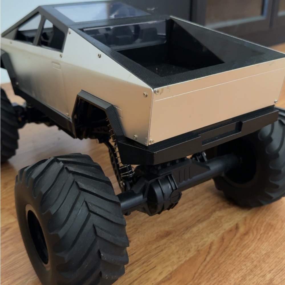 Black and Silver RC Car *Monster Cyber Truck* - Picture 3 of 6